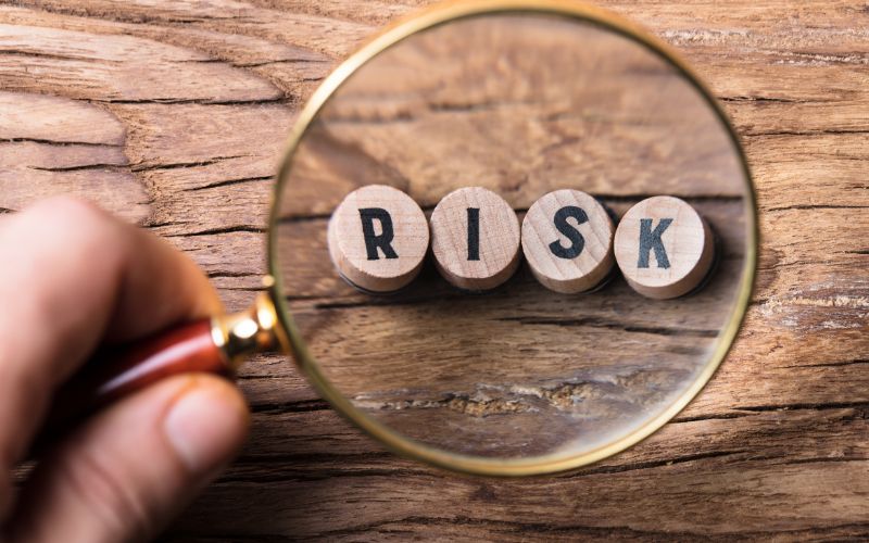 旧耐震マンションが市場で不利になる2つの「リスク」と回避の重要性